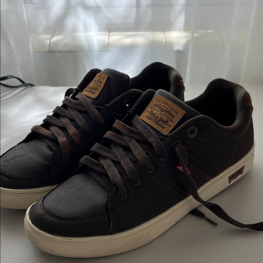 Levi's Men's Dark Brown Sneakers
